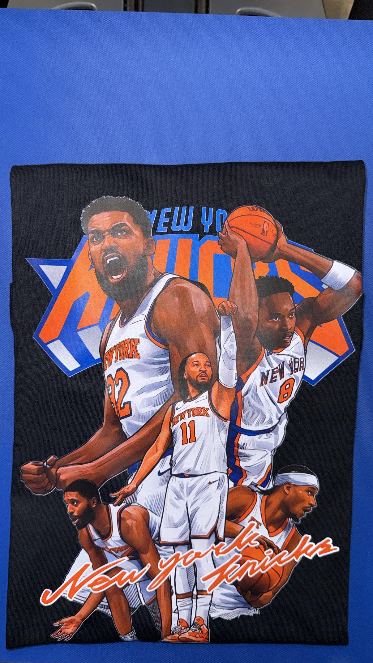 🏀 New York Knicks Vintage Player Collage T-Shirt | Knicks Fan Graphic Tee