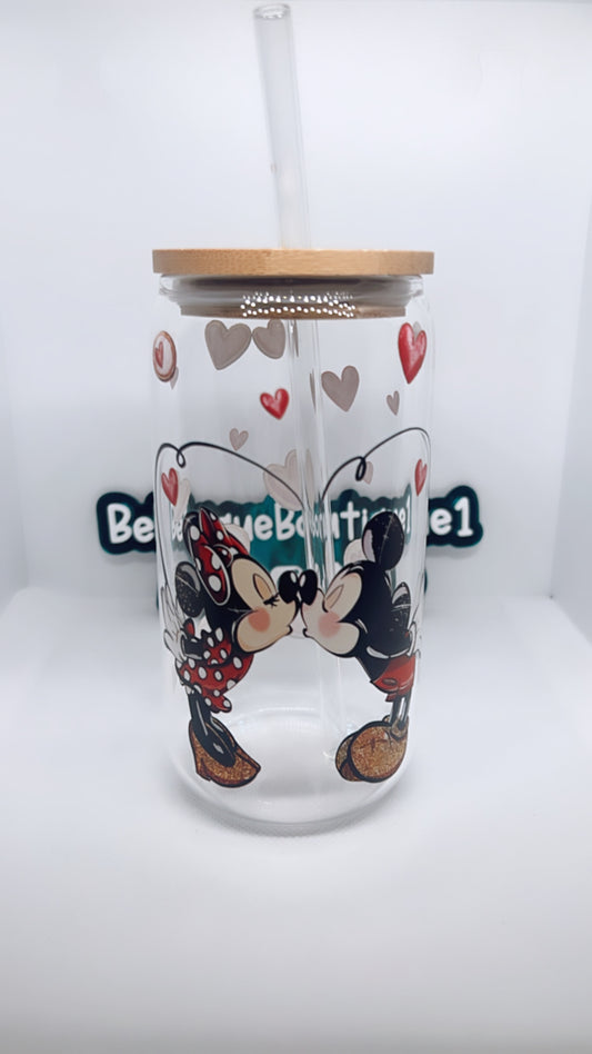Mickey and Minnie Enchanting kiss Glass cup !